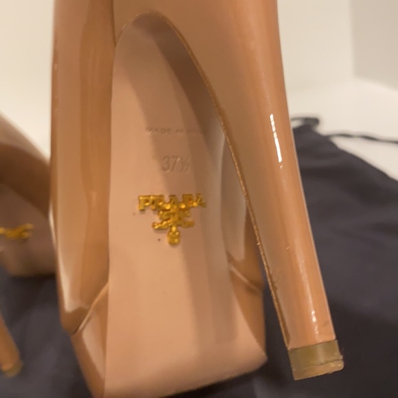 Authentic Prada platform stilettos - Picture 4 of 6